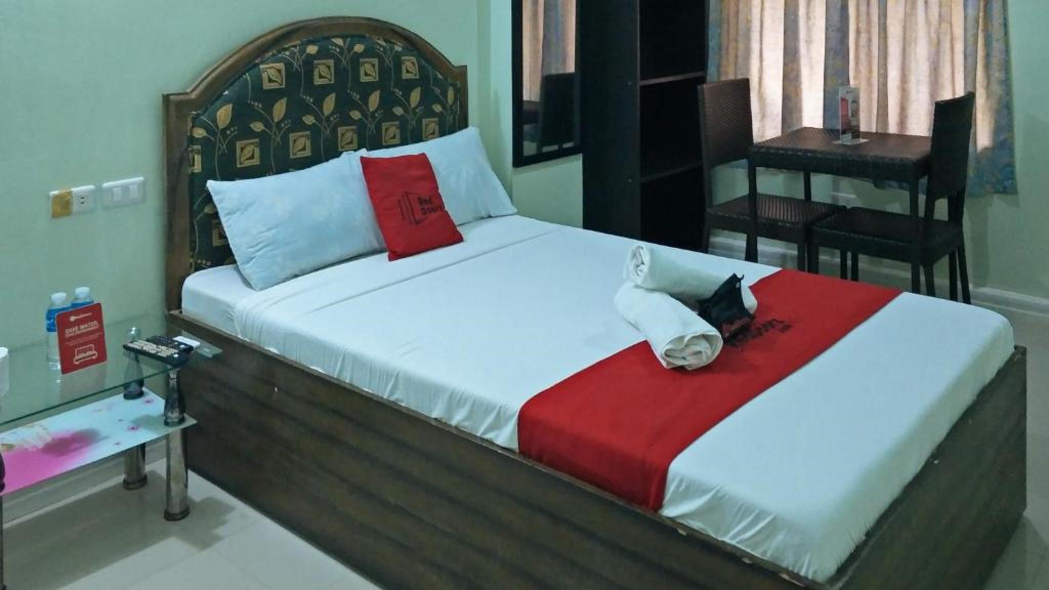 RedDoorz @ Bankal Lapulapu Hotel Bagian luar foto